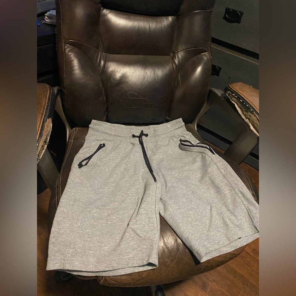 Great pair of shorts, only been worn once